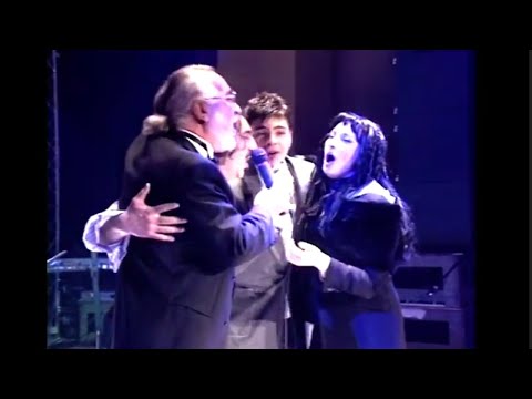 Zafir Hadzimanov ,Rade ,Toše i Kaliopi - Od Ljubov ne se bega