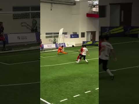 Olha o nível da condução de bola… JOGA MUITO! 👏🔥 #shorts