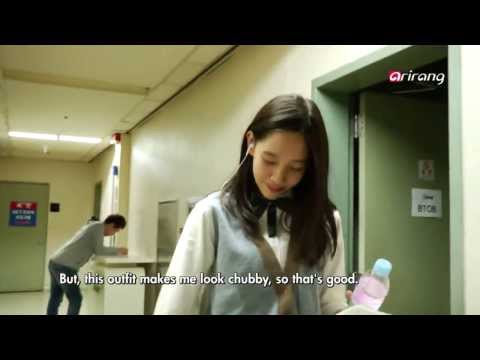 [CUT] F-ve Dolls + Dani @ Simply Kpop Backstage