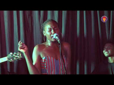 LeoKid - Performance no Rap and Comedy Moz dia 14.12.2018