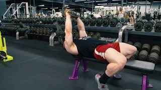 Pullover z hantlem — wideo