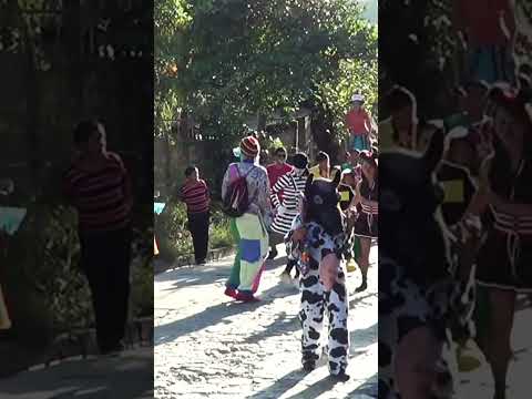Comalapa de antaño, fiesta de mi pueblo #chalatenago #baile #desfile #antaño