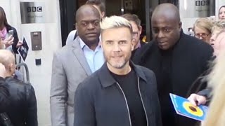 Gary Barlow OBE in London 12 10 2017 (1)