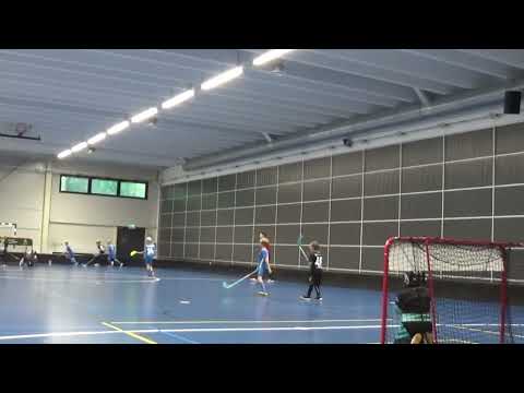 Leki Sininen P10 vs KooVee Punainen P9