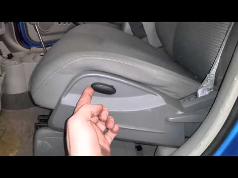 BH0948 - 2008 Chrysler PT Cruiser Touring - Driver Side Front Seat