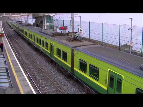 Class 8520 Dart train number 8628 - Booterstown Station