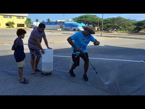 Aruba R/C Onroad Racing (ARCOR) Club: body mounting tips Pt. I (in Papiamento)