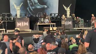 Motionless In White - Unstoppable (live) - Tinley Park 7/21/19