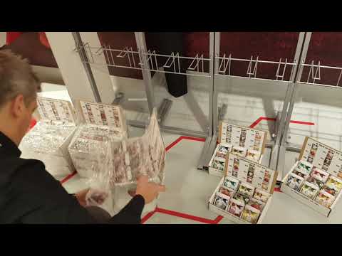 EVENT W WARSZAWIE - WYKŁADANIE PUDEŁEK Z KARTAMI NA STOJACZKI W STREFIE KIBICA!!!