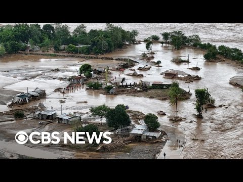Super Typhoon Fung-wong batters the Philippines