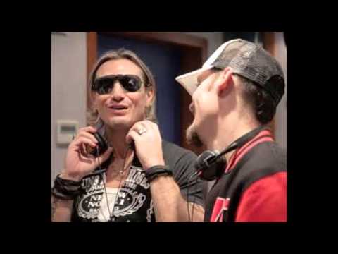 LATTE VERSATO feat j.Ax-Grido-Strano