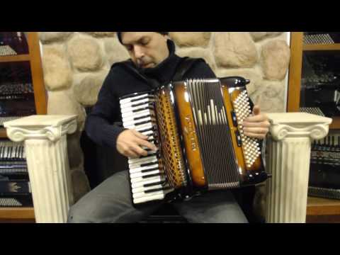 BELTSTUIII3796SB - NEW Sunburst Beltuna Studio III Piano Accordion Ultra Slim LMM 37 96 $4999