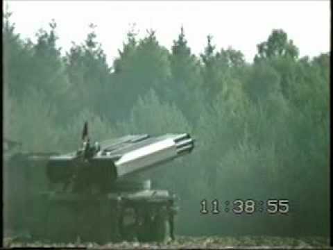 Leichtes Artillerieraketensystem LARS Raketenwerfer im Einsatz in Munster 1989