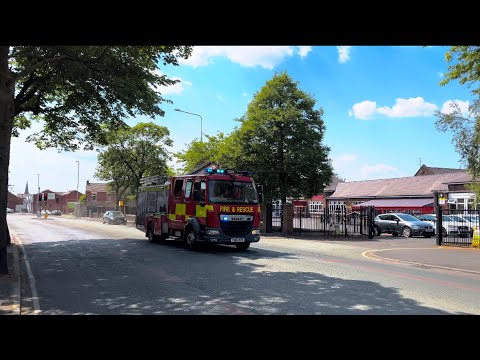 Lancashire Fire & Rescue Service - Preston’s Second pump Responding