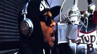 Papoose-Bars in the Booth