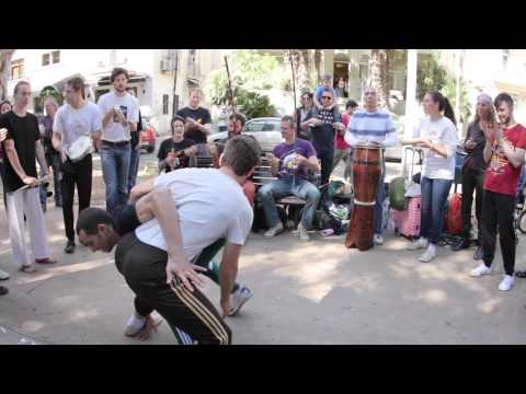 Prof Perna e Inst Mandingeiro. Street roda Tel Aviv