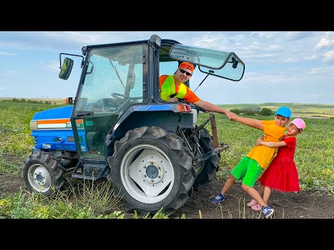 Tractor broke down | Watermelon irrigation field children's activities
