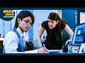 Allu Arjun And Kajal Aggarwal Recent Blockbuster Telugu Movie Scene ThappakaChudandi9
