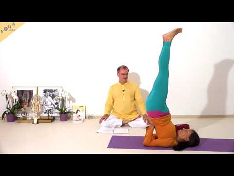 Schulterstand mit Bauchatmung - Yoga Asana Lexikon