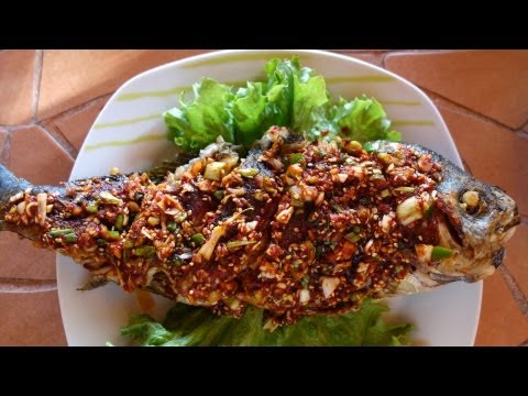 鯛の韓国風フライの味付けソース/ 생선구이 양념잠(スパイダー) (Korean style fried snapper with seasoning sauce/ 생선구이 양념잠)