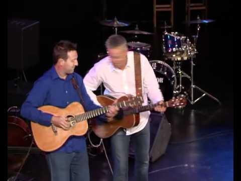 Tommy Emmanuel, Clive Carroll - Old Town (duet)