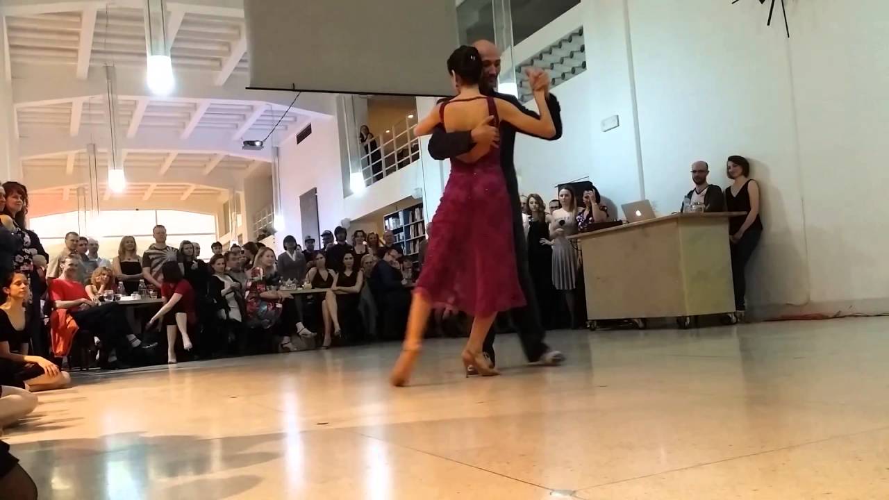 Patricie Poraková a Javier Antar on live music