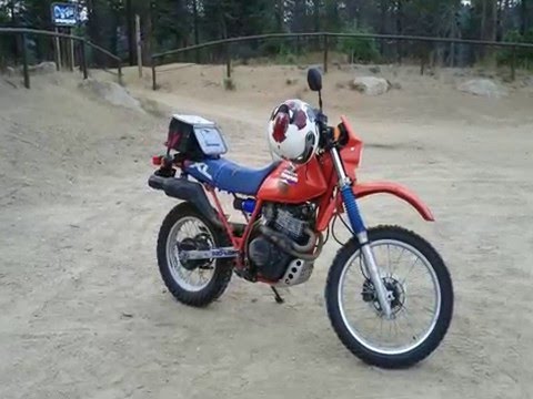 Honda XL600 - Custom air intakes in action