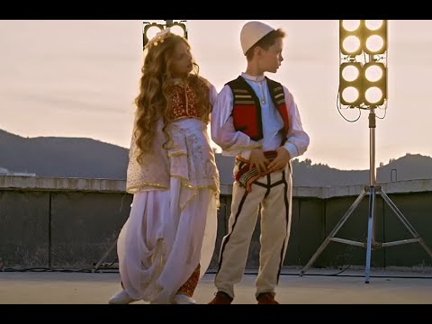 Ingrit Gjoni ft Vida Kunora - Me zemer