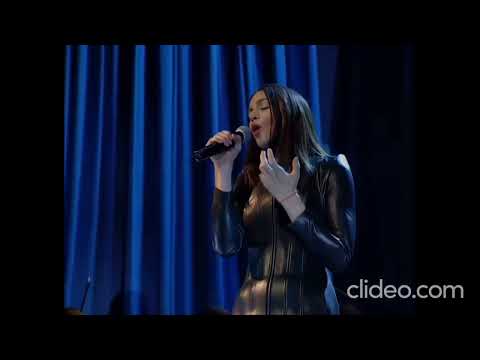 Longer clip of Madonna singing Cher's Dov'é l' Amore