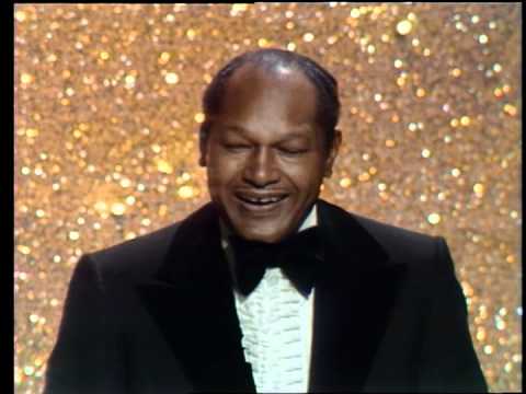 Gladys Knight & The Pips Win For Favorite Soul Single For "Midnight Train To Georgia" - AMA 1975