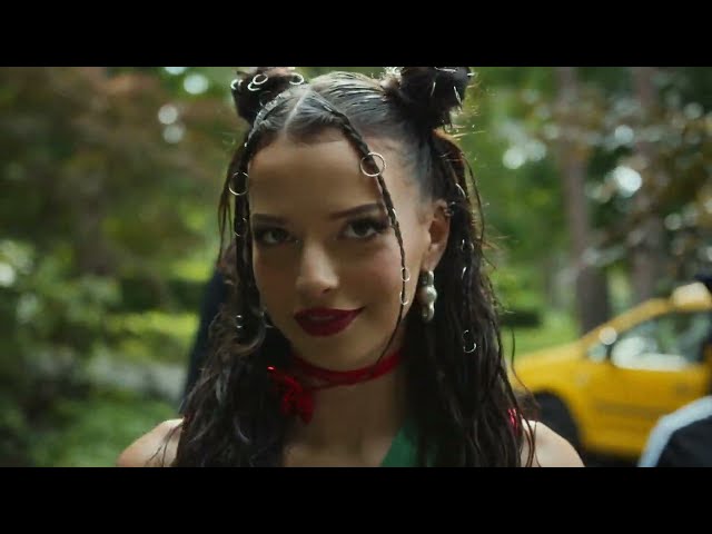 Randali von Chapo102 & Nina Chuba ((jetzt ansehen))