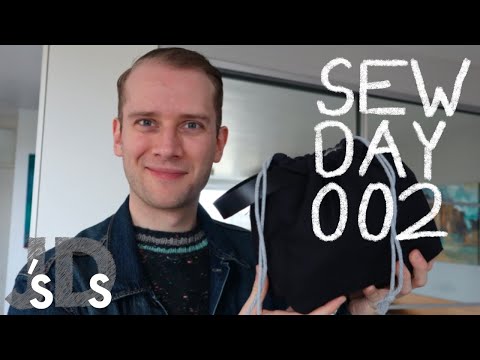 Jonathan's Days: Sew Day 002 - A Knitted Bag and a Bag for Knitting