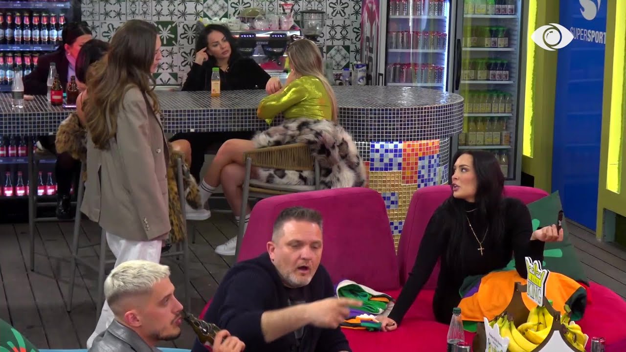 “Histerike”/ Debat mes Erjolës dhe Françeskës: Do mbahesh mend që lan të mbathurat...