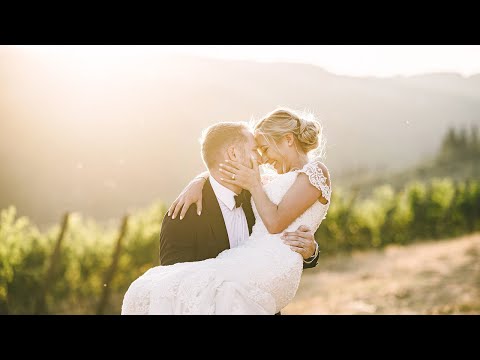 Romantic wedding in Italy at the charming Castello del Trebbio