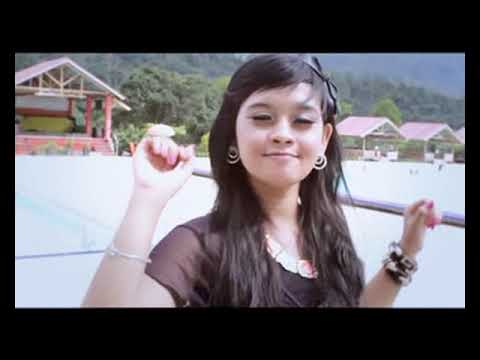 Monica Barbie Feat Lesuik • Nyut Nyut Nyut (Official Music Video)