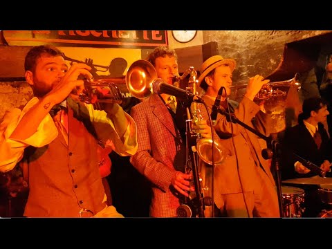 Play Video Youtube Video