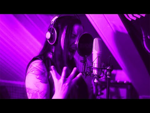 Crimson Day - Holding Out for a Hero (Bonnie Tyler cover)