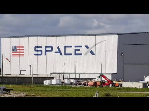 SpaceX Is Said to Plan IPO Terms as Early as Today