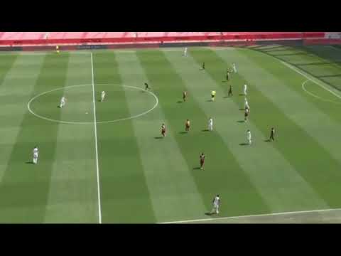 Très beau but de hicham boudaoui