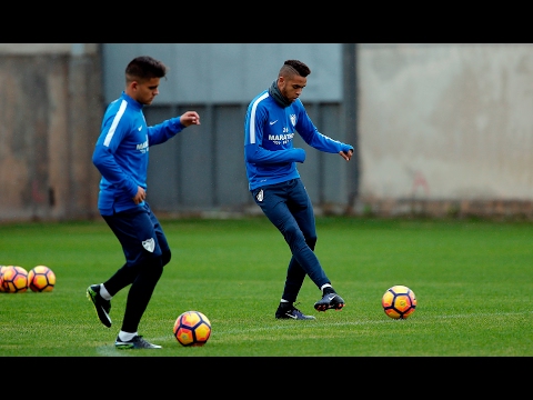 Juankar, Llorente y En-Nesyri, novedades del Málaga CF