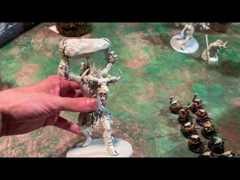 Non-Content Age of Sigmar Battle Report: Cygor Throws Boulders at Saurus Warriors