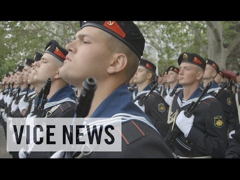 Putin Visits Crimea to Celebrate Victory Day: Russian Roulette in Ukraine (Dispatch 37)