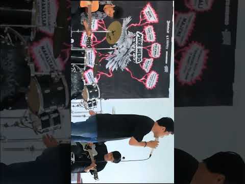 KURSI GOYANG #fourtwenty #fourtwentymusic #fourtwntymusic #shortvideo #videoshort #videomusic #gigs