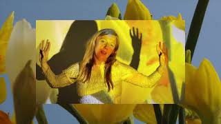 Kacey Johansing – “Daffodils”