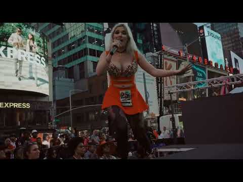 Luna Grey Performing 'Gumball' in Times Square for NYFW