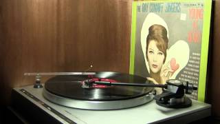 When It&#39;s Dark On Observatory Hill - 1930&#39;s - The Ray Conniff Singers 1961