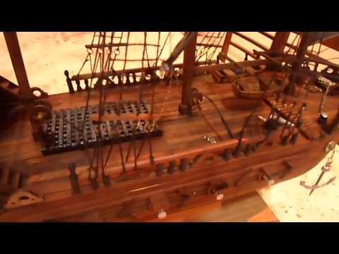 Magnifico Navio Medieval ou CARAVELA , Barco a Velas, Navio  Pirata