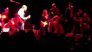 Tedeschi Trucks Band Love Has Something Else To sa