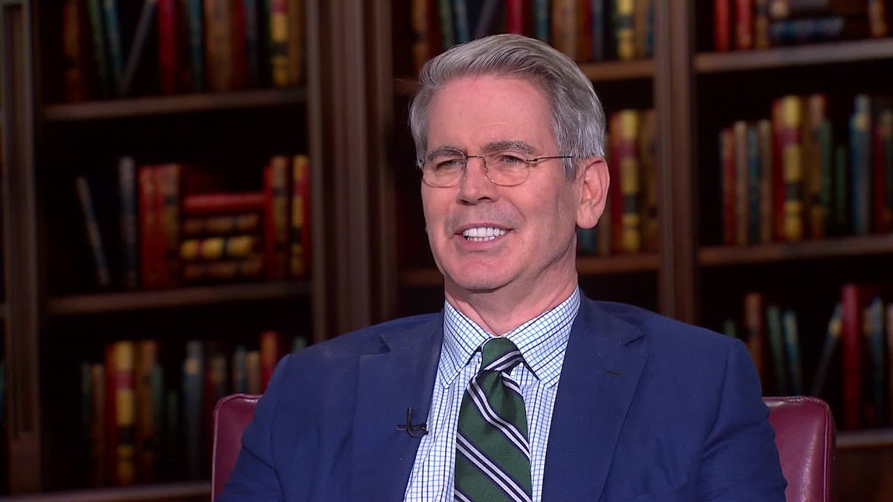 Bessent Says Powell and Yellen Are Hurting Biden