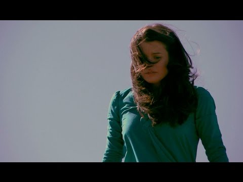 Puente Viejo C1101 - Sol, a punto de caer al vacío tras su fuga